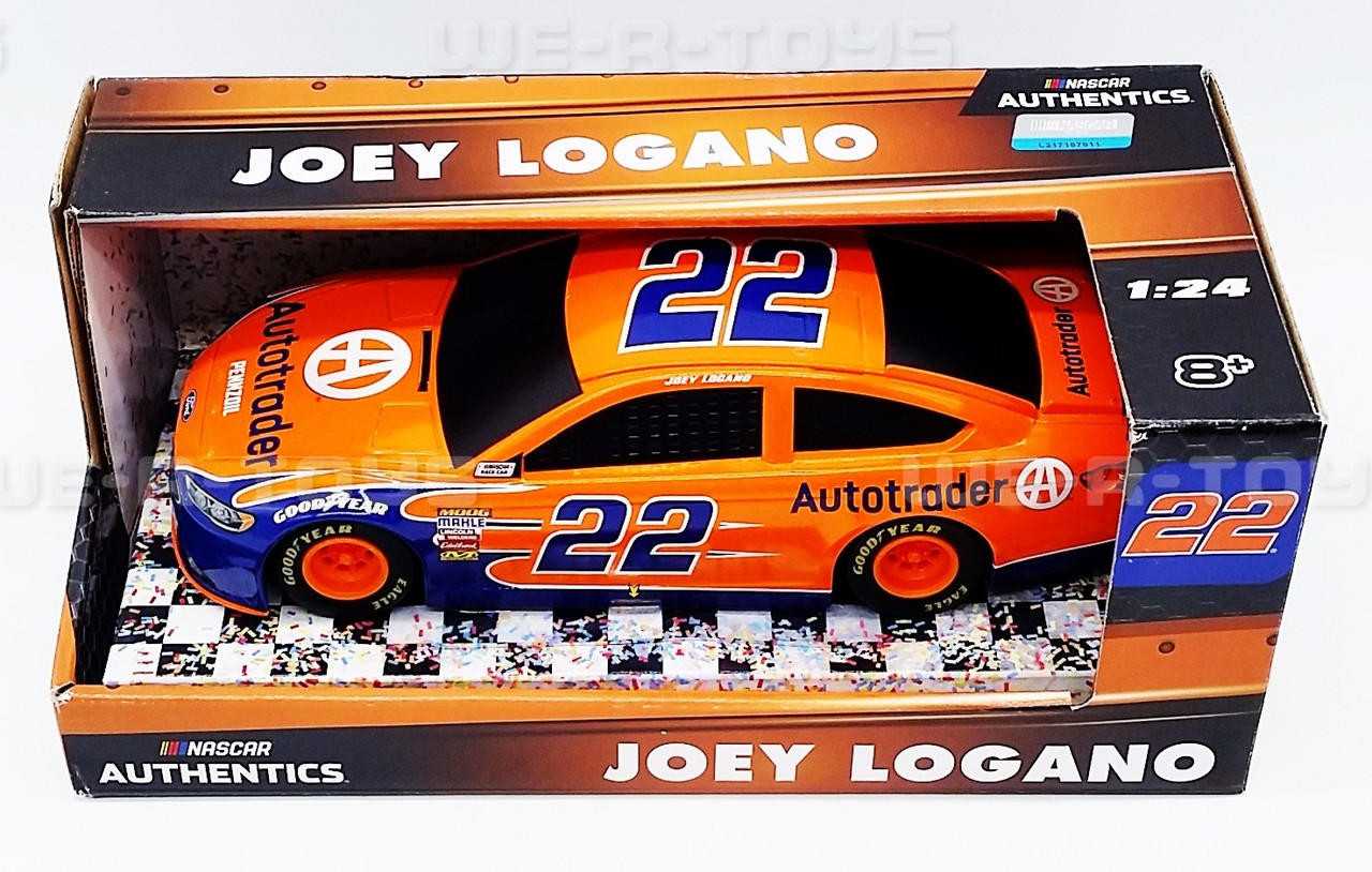 Joey Logano – Joey Logano No. 22 Car Keychain