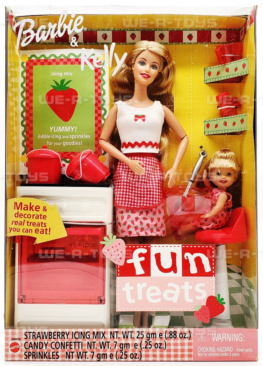 2001 Fun Treats Barbie doll