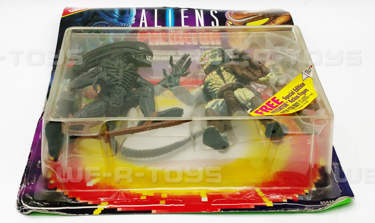 Aliens Vs. Predator Warrior Alien and Renegade Predator Figures