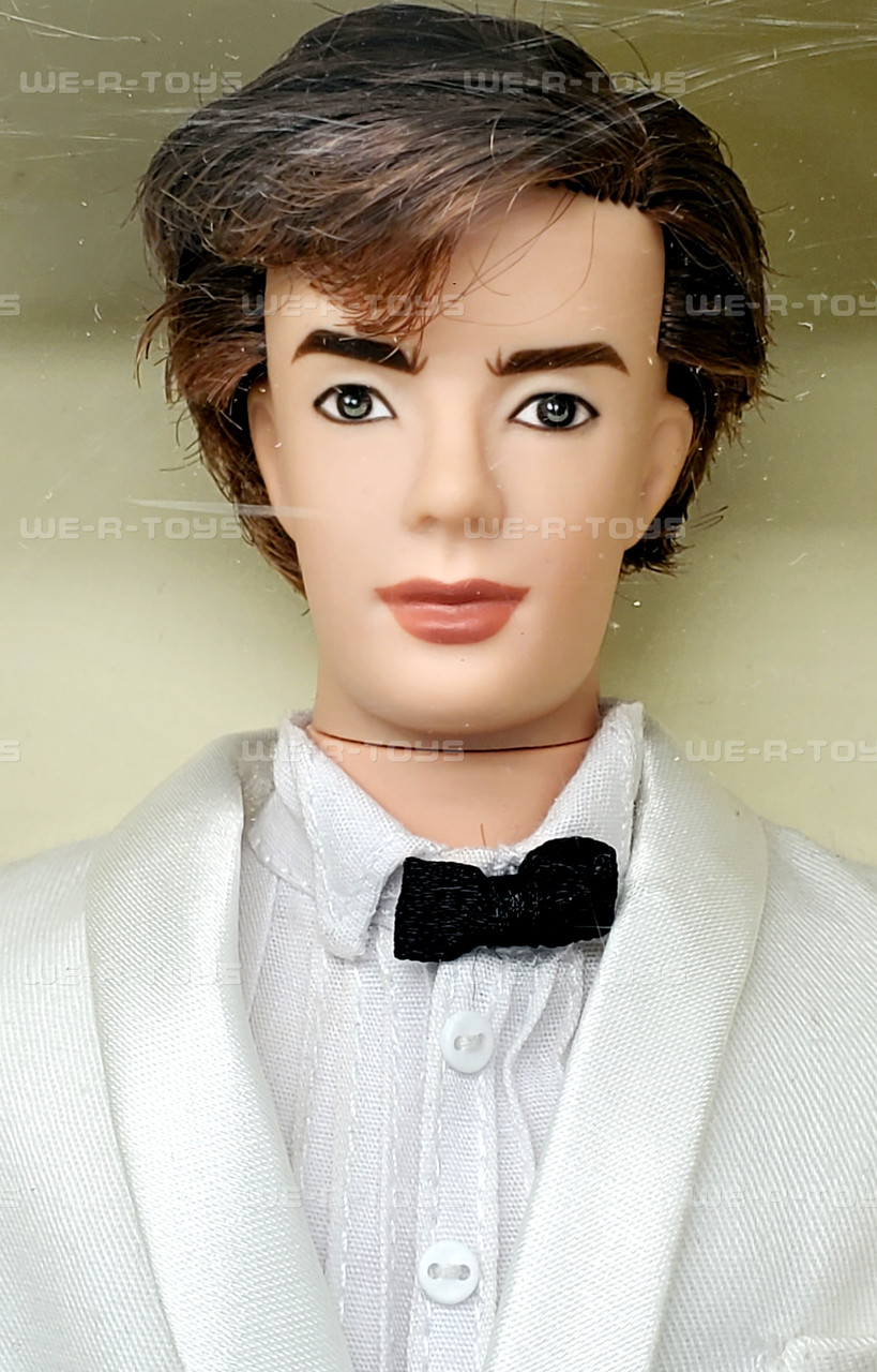 45th Anniversary Barbie & Ken Doll Giftset 2003 Mattel C4656 45th Anniversary Barbie & Ken Doll Giftset 2003 Mattel C4656