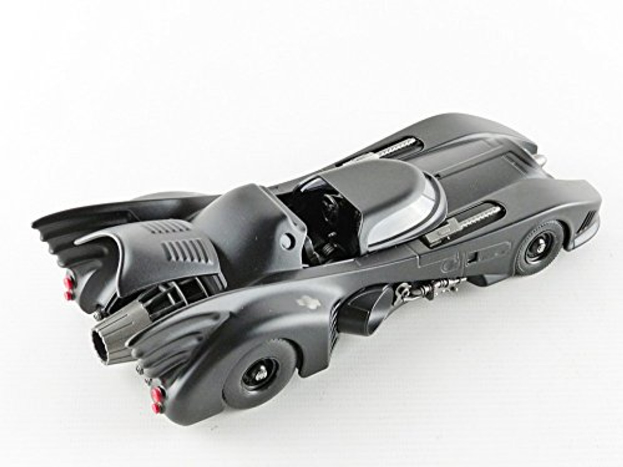 Jadatoys 1:18 Batmobile with Batman figure Movie The Batman 2022