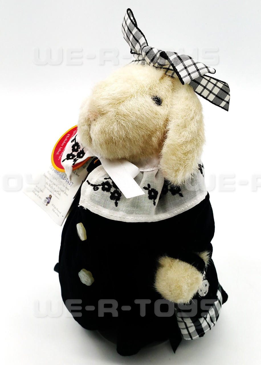 The Muffy VanderBear Collection Portrait in Black and White Hoppy