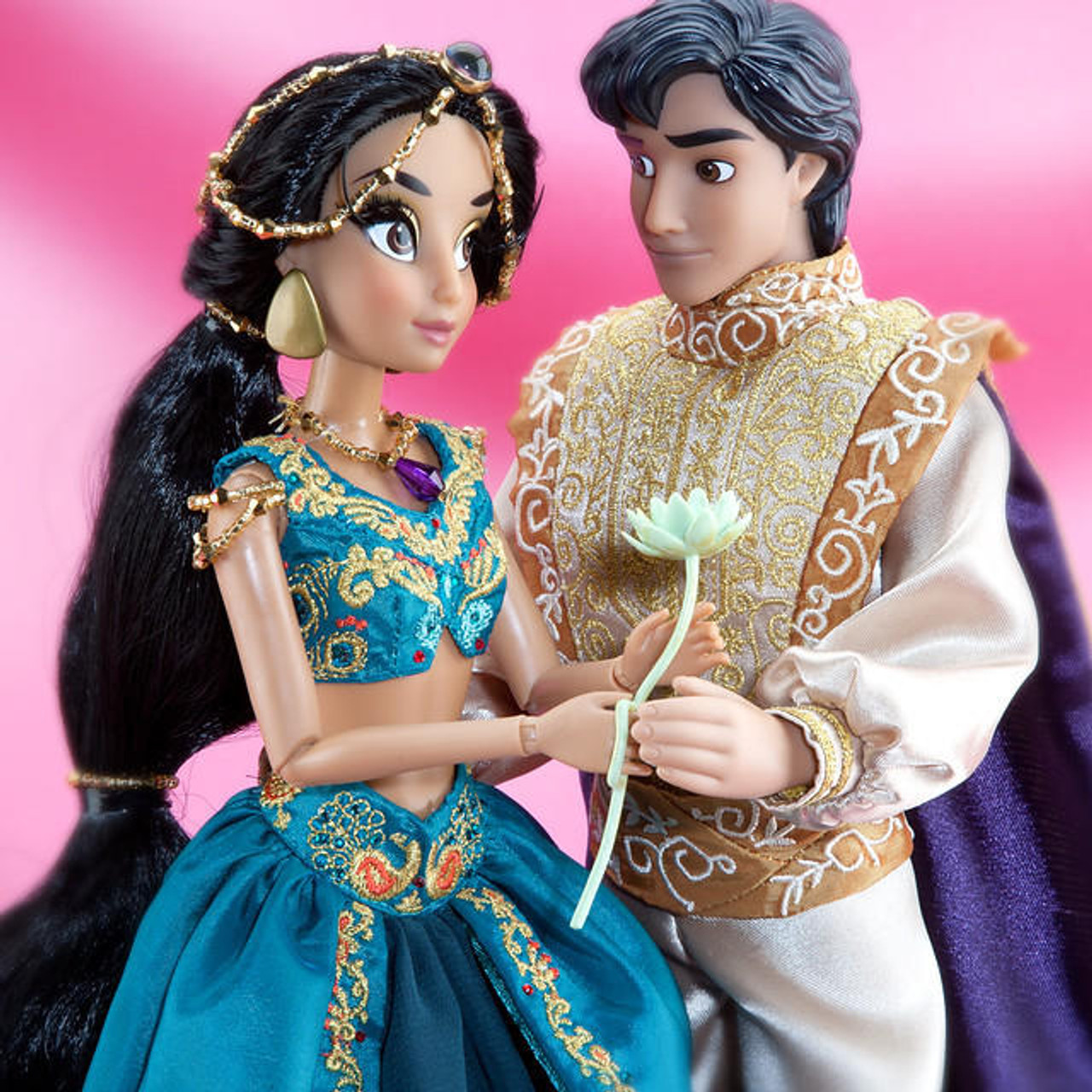 Disney Fairytale Designer Collection Jasmine and Aladdin Dolls 2013 NEW