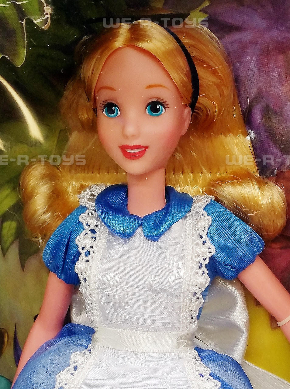 Disney Collector Alice in Wonderland Doll 10.5″. New. Never