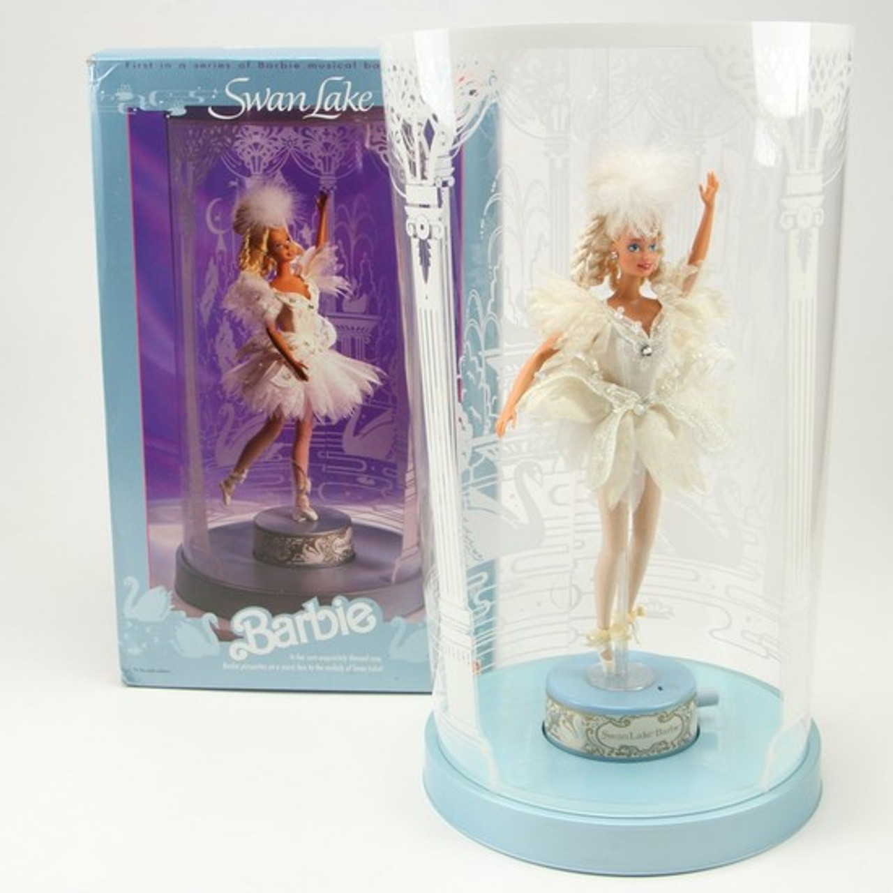 Barbie Swan Lake First in Series of Musical Ballerina Dolls 1991