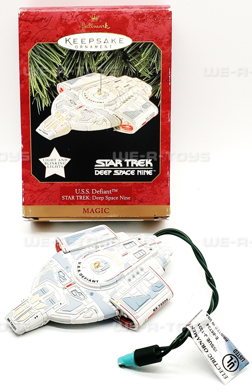 Hallmark Keepsake Star Trek Deep Space Nine U.S.S. Defiant Magic