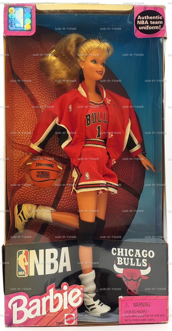 Barbie NBA Chicago Bulls Doll 1998 Mattel No. 20692 - We-R-Toys