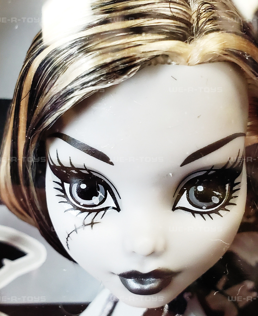 Monster High Skull Shores Black and White Frankie Stein Doll 2011