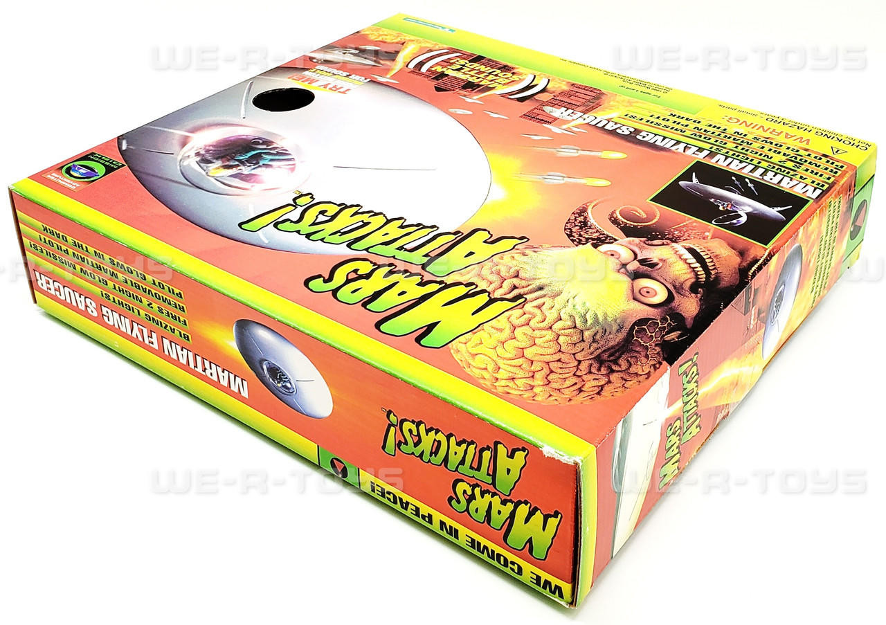 Mars Attacks! Martian Flying Saucer With Lights & Battle Sounds