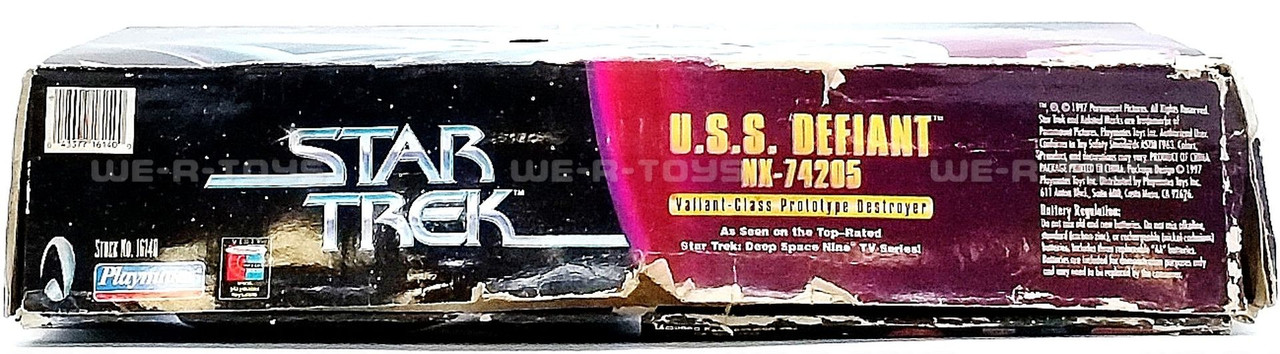 Star Trek USS Defiant NX-74205 Vehicle 1997 Playmates #16140 NEW - We-R-Toys Star Trek USS Defiant NX-74205 Vehicle 1997 Playmates #16140 NEW - We-R-Toys