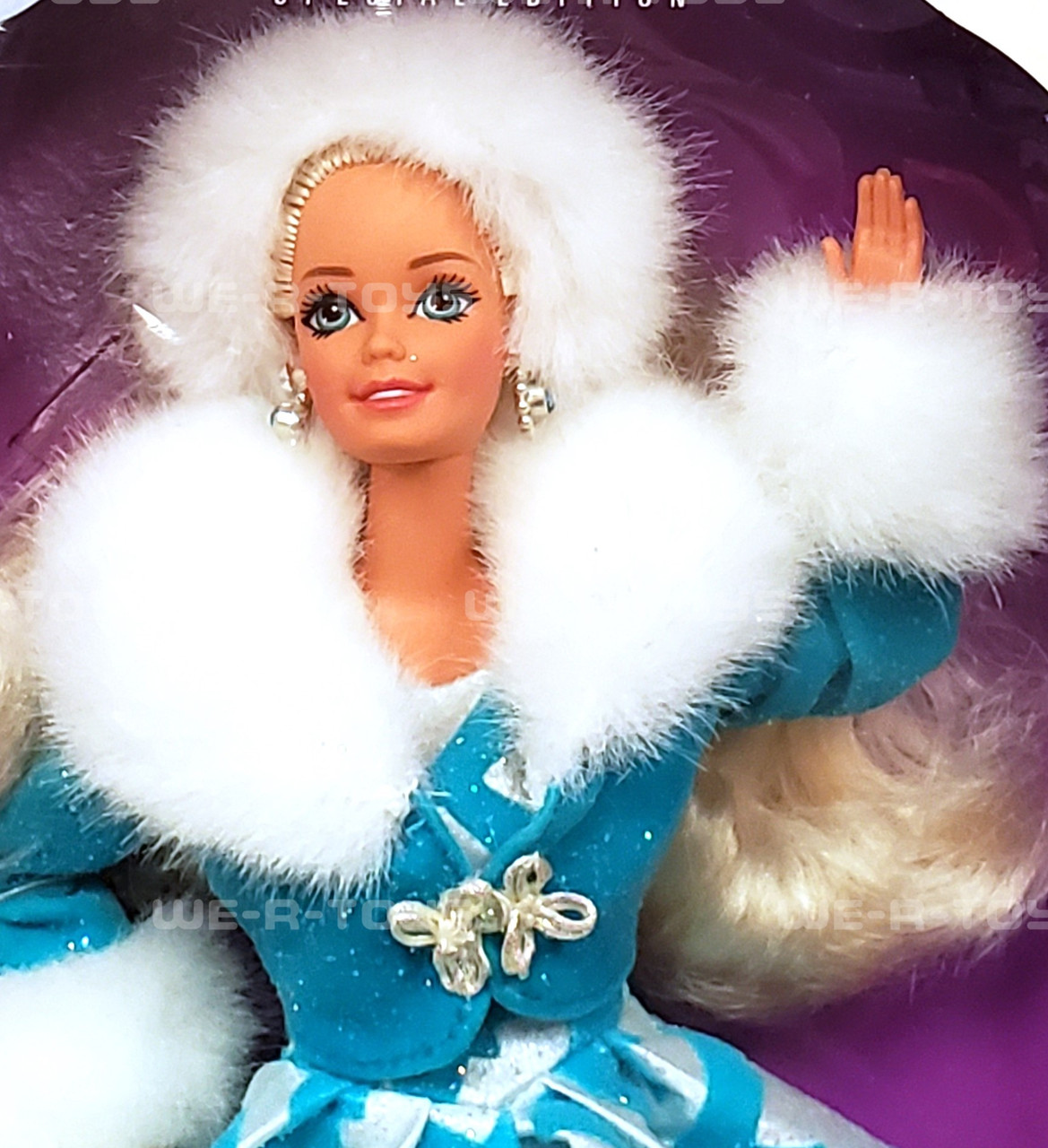 Barbie Winter Renaissance Evening Elegance Series Doll 1996 Mattel 15570