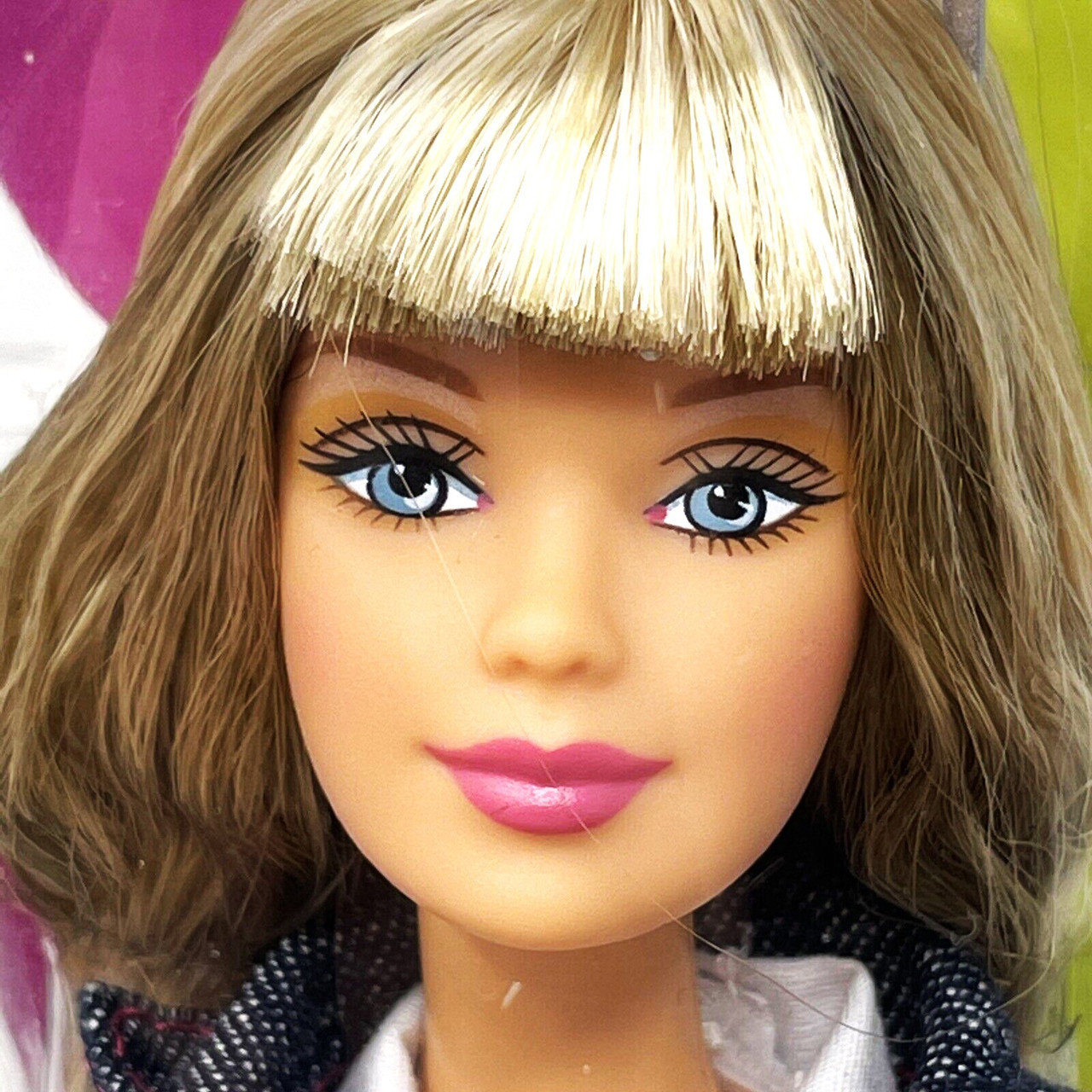 Barbie Fashion Fever Doll 2004 Mattel H0647