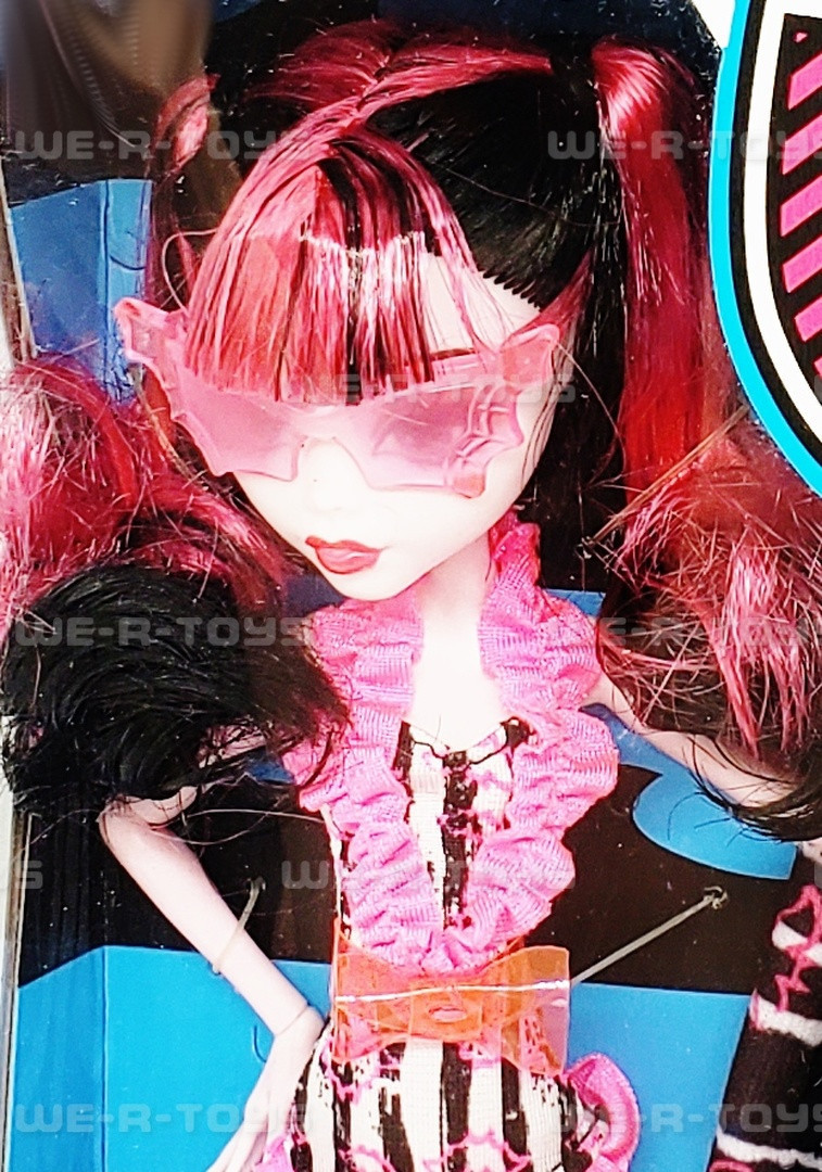 Monster High Swim Class Draculaura Doll 2012 Mattel #Y7303 NEW