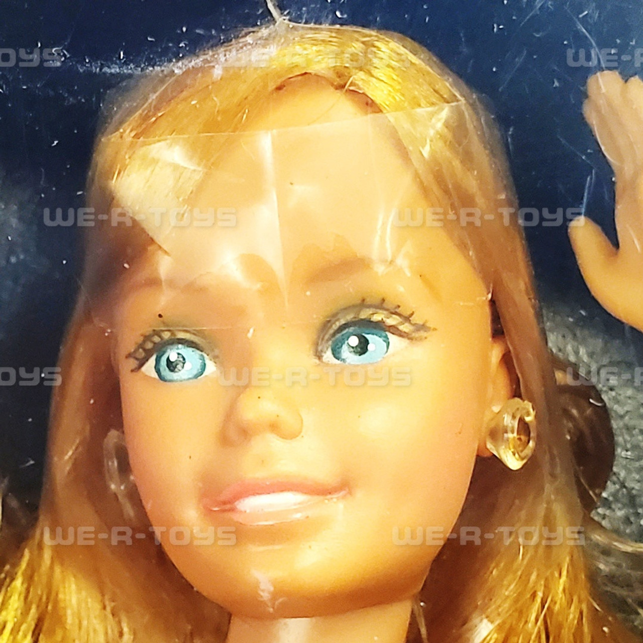 Golden Dream Barbie Doll 1980 Mattel No. 1874 NRFB (2)