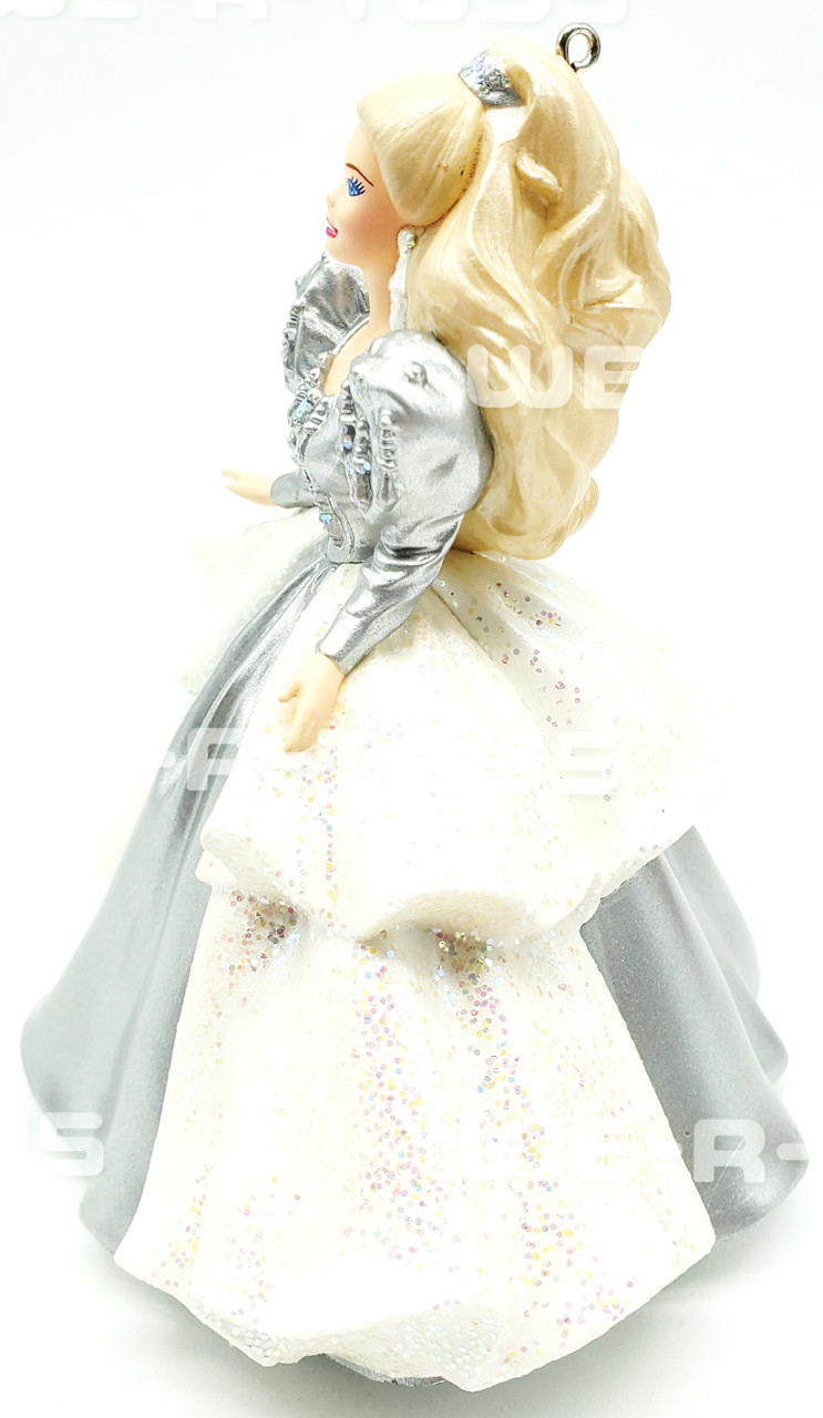 Barbie Porcelain Club 2000 Hallmark Ornaments Keepsake並行輸入品 2000 Hallmark Barbie Porcelain Keepsake Club Ornament 1st in Series Red Gown