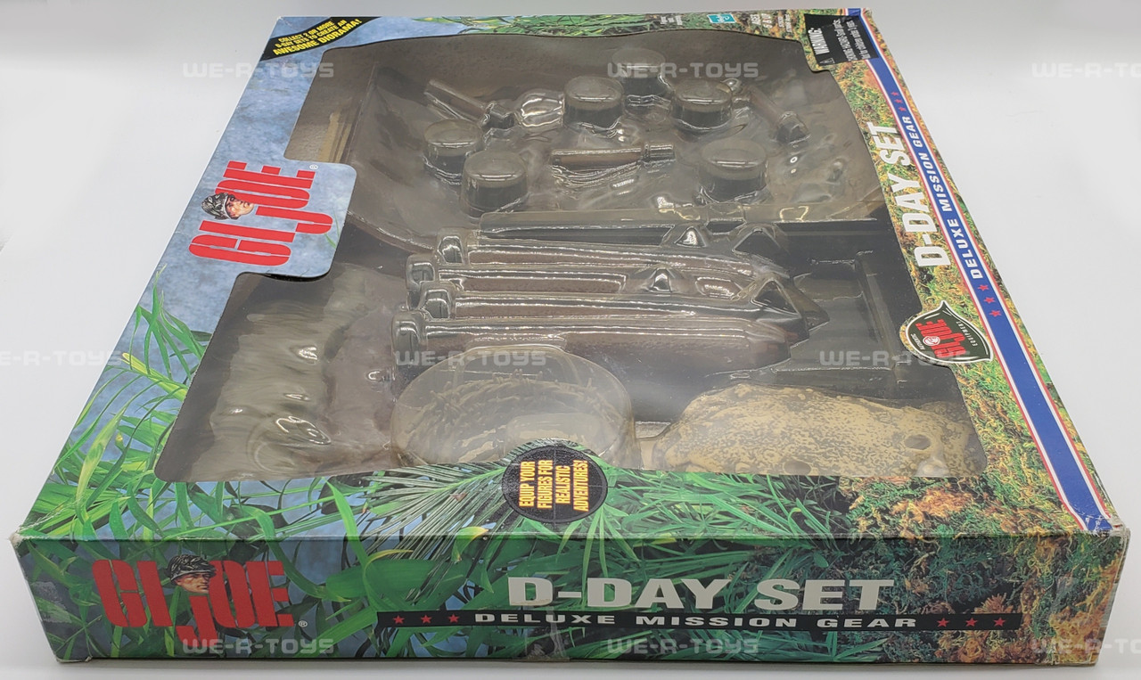G.I. Joe Deluxe Mission Gear D-Day Set Hasbro 1999 No. 57630 NRFB