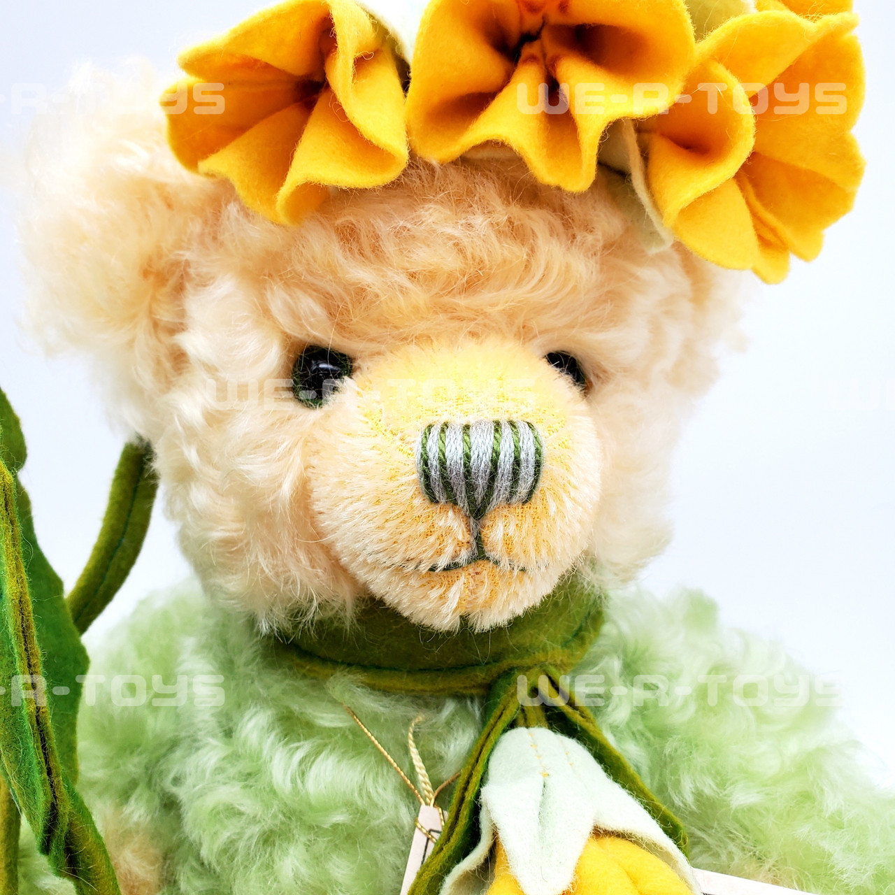 Hermann Teddy Bear Cowslip Limited No. 122 of 500 11th in Flower