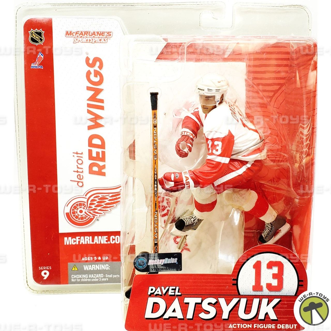 Hallmark Keepsake 2017 NHL Detroit Red Wings Jersey Christmas Ornament