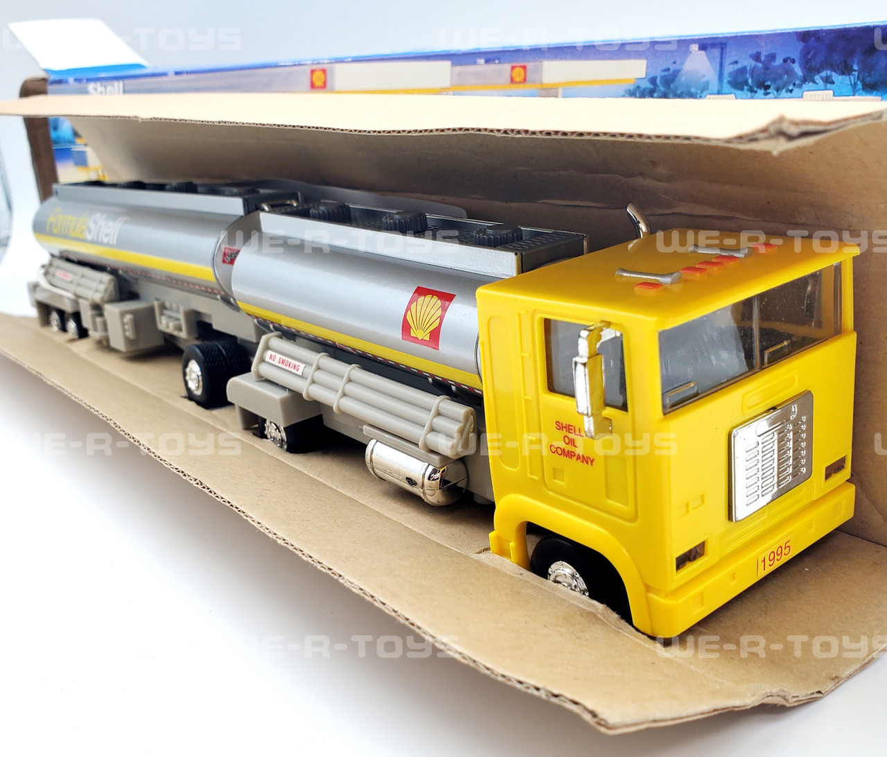 FormulaShell Concept Tanker Truck Shell with Lights and