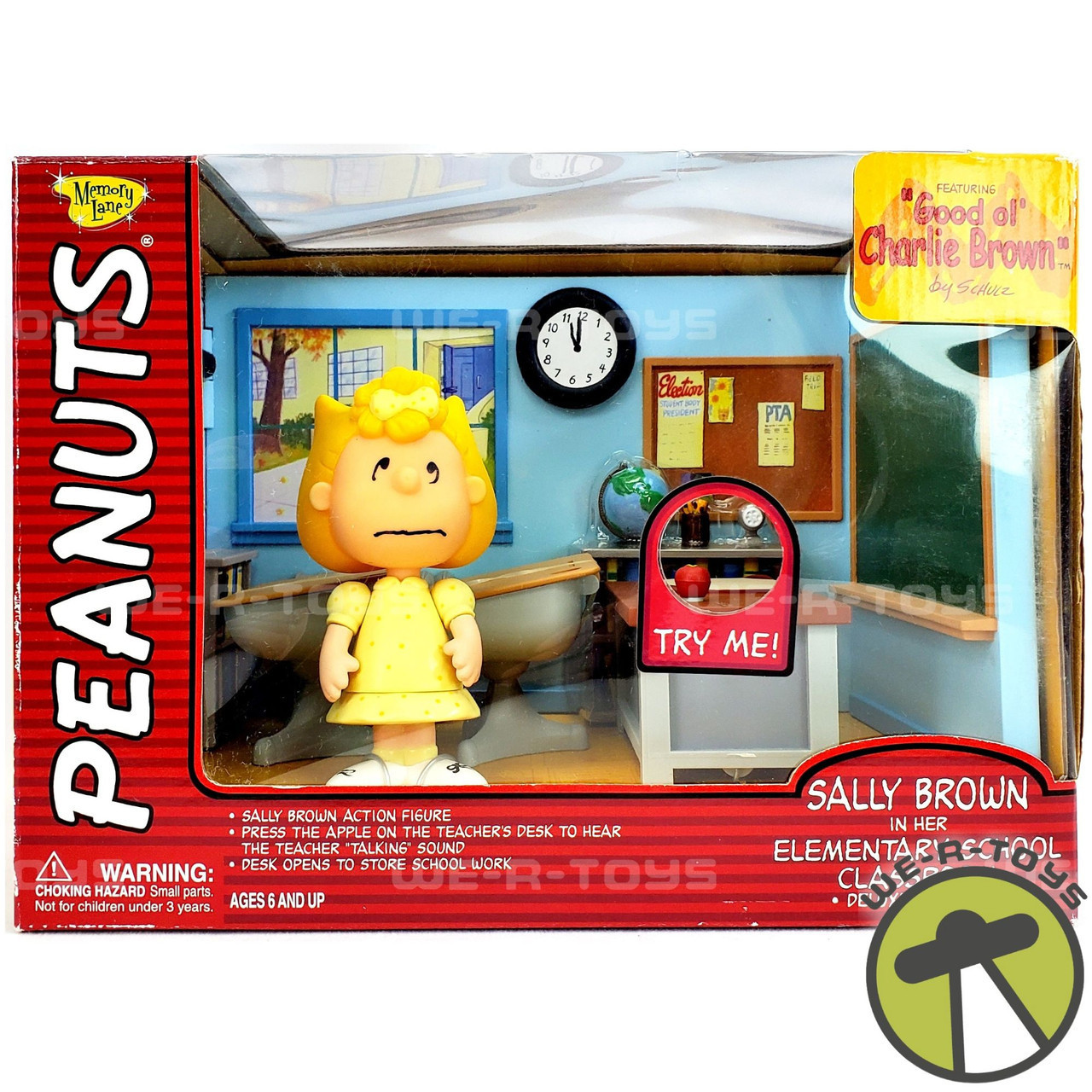 Peanuts Sally Brown in Elementary School Classroom Playset