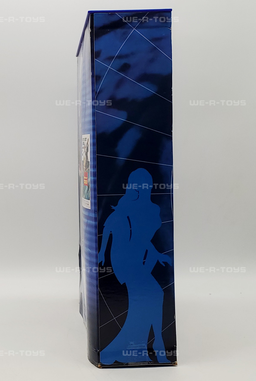 Ken as James Bond 007 & Barbie Doll – 2002 – B0150 – NRFB – Collector Edition Ken as James Bond 007 & Barbie Doll – 2002 – B0150 – NRFB – Collector Edition