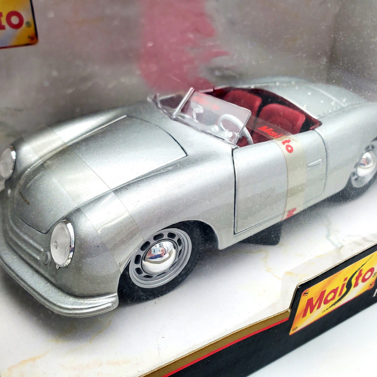 Maisto 1948 Porsche No. 1 Typ 356 Roadster 1948 Silver 1:24 Scale Die-Cast  NRFB - We-R-Toys