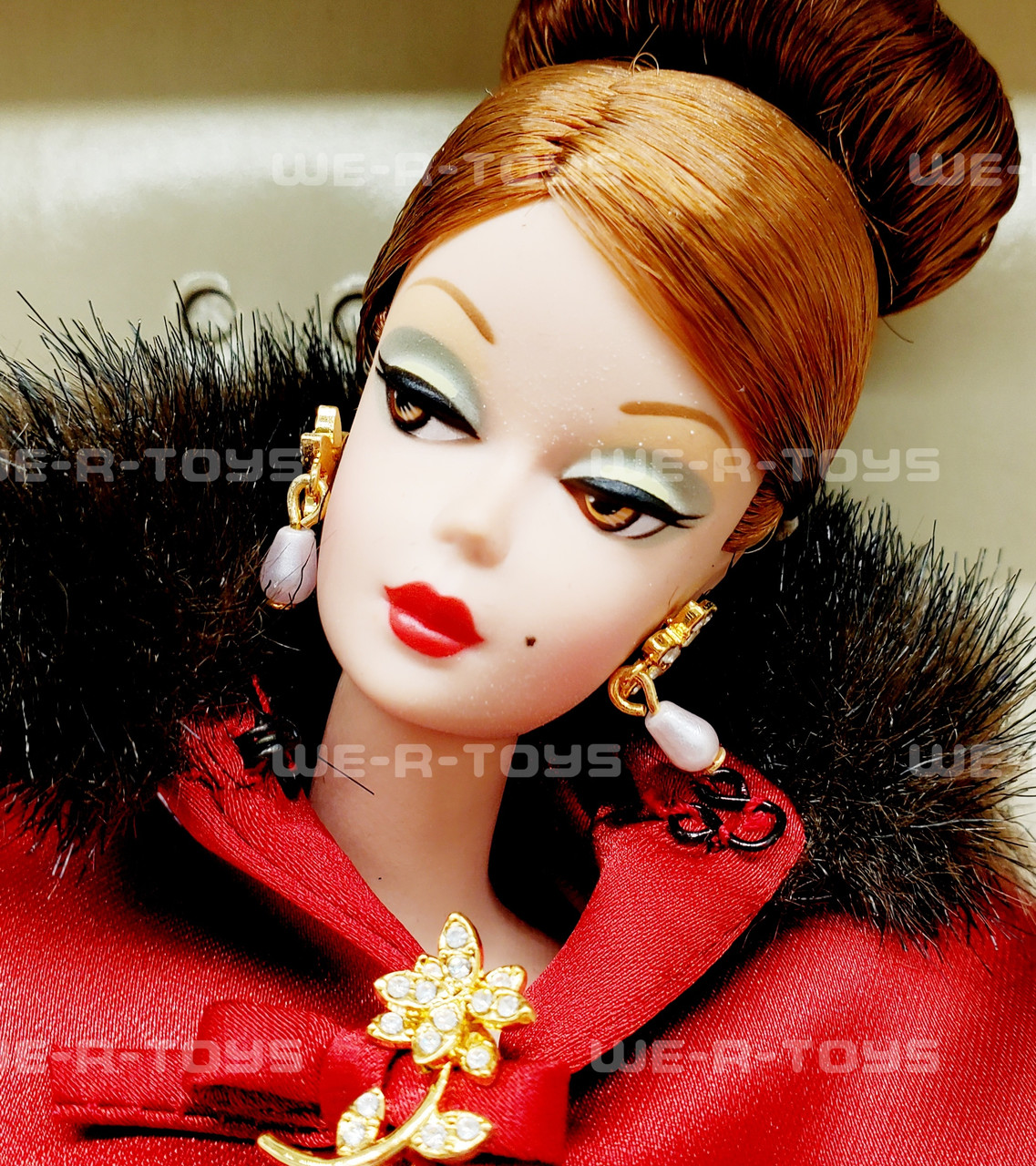 Barbie FMC Ravishing in Rouge Silkstone Fao Schwarz Limited Barbie FMC Ravishing in Rouge Silkstone Fao Schwarz Limited
