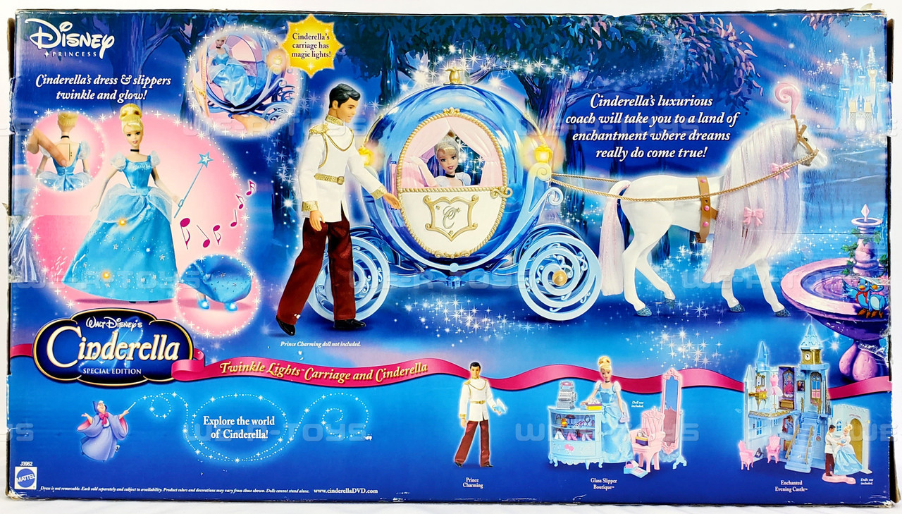 Disney Cinderella Twinkle Lights Carriage and Cinderella Doll