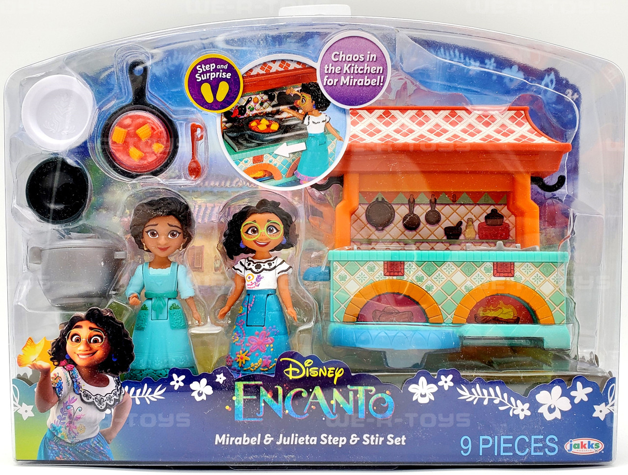 Disney Encanto Playset with Mirabel & Julieta Step & Stir 9
