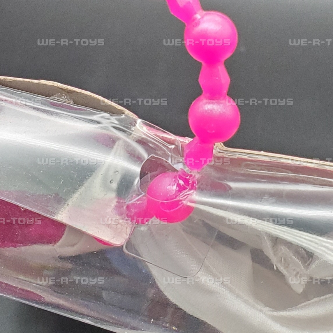 Disney Princess Cinderella Fashions & A Bracelet For You! 2010 Mattel T7233 NRFP - We-R-Toys Disney Princess Cinderella Fashions & A Bracelet For You! 2010 Mattel T7233 NRFP - We-R-Toys