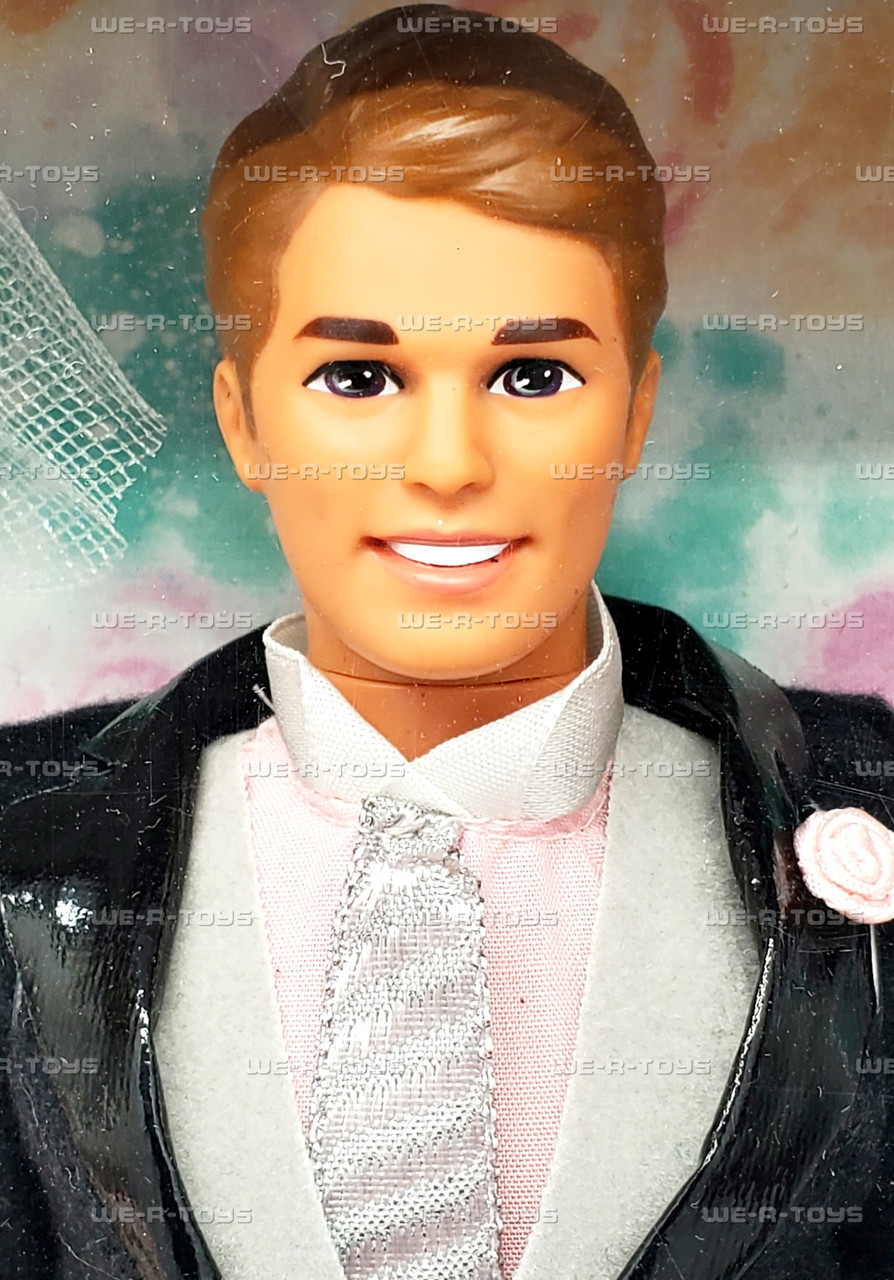 Barbie Wedding Fantasy Barbie and Ken Dolls Gift Set Special