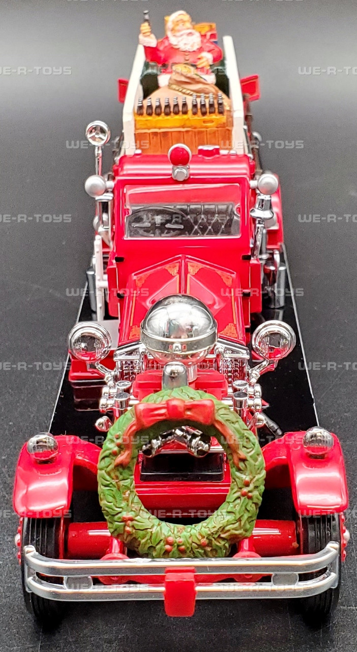Matchbox Coca Cola Holiday 1:43 Scale 1930 Fire Engine with Santa