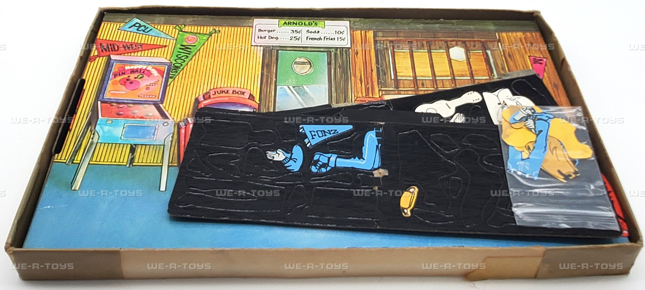 Colorforms Presents the Fonz from Happy Days 1976 Toy #603 Used