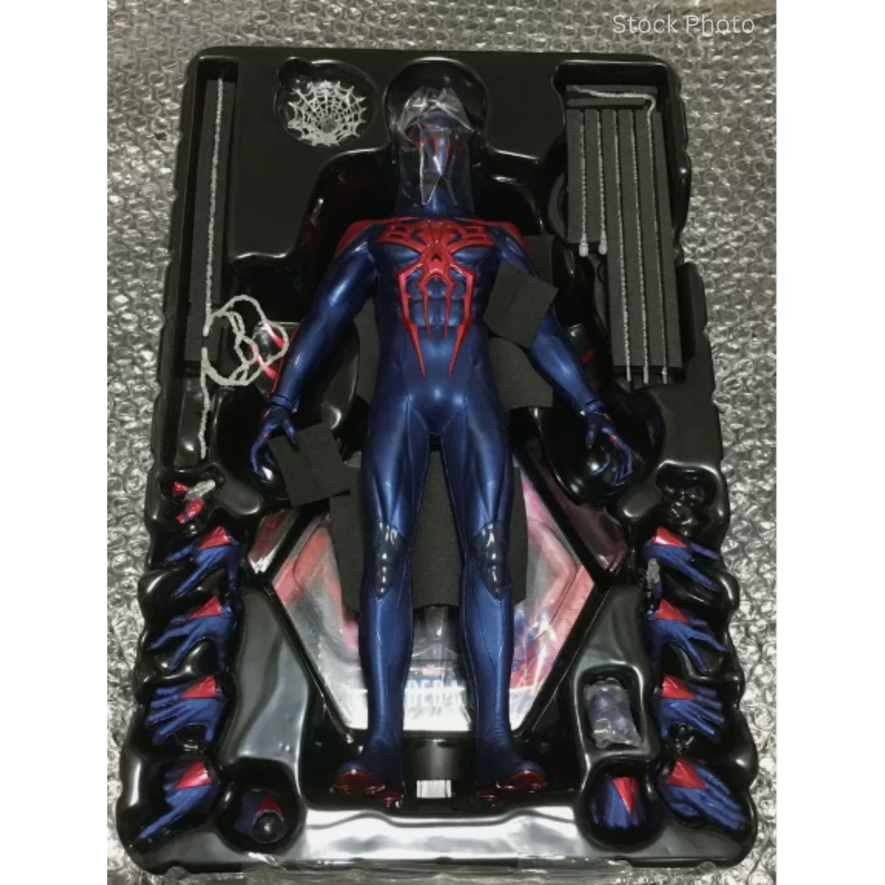 Spider-Man 2099 Black Suit 1/6th Scale Exclusive Collectible