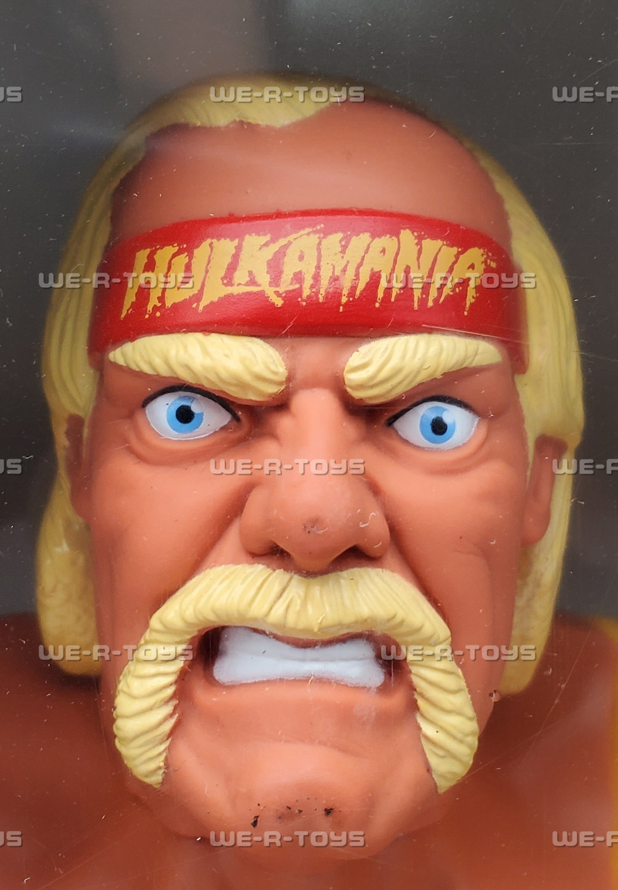 WWF Talking Hulk Hogan Fully Poseable Action Figure 1990 Hasbro 7051 NRFB We R Toys