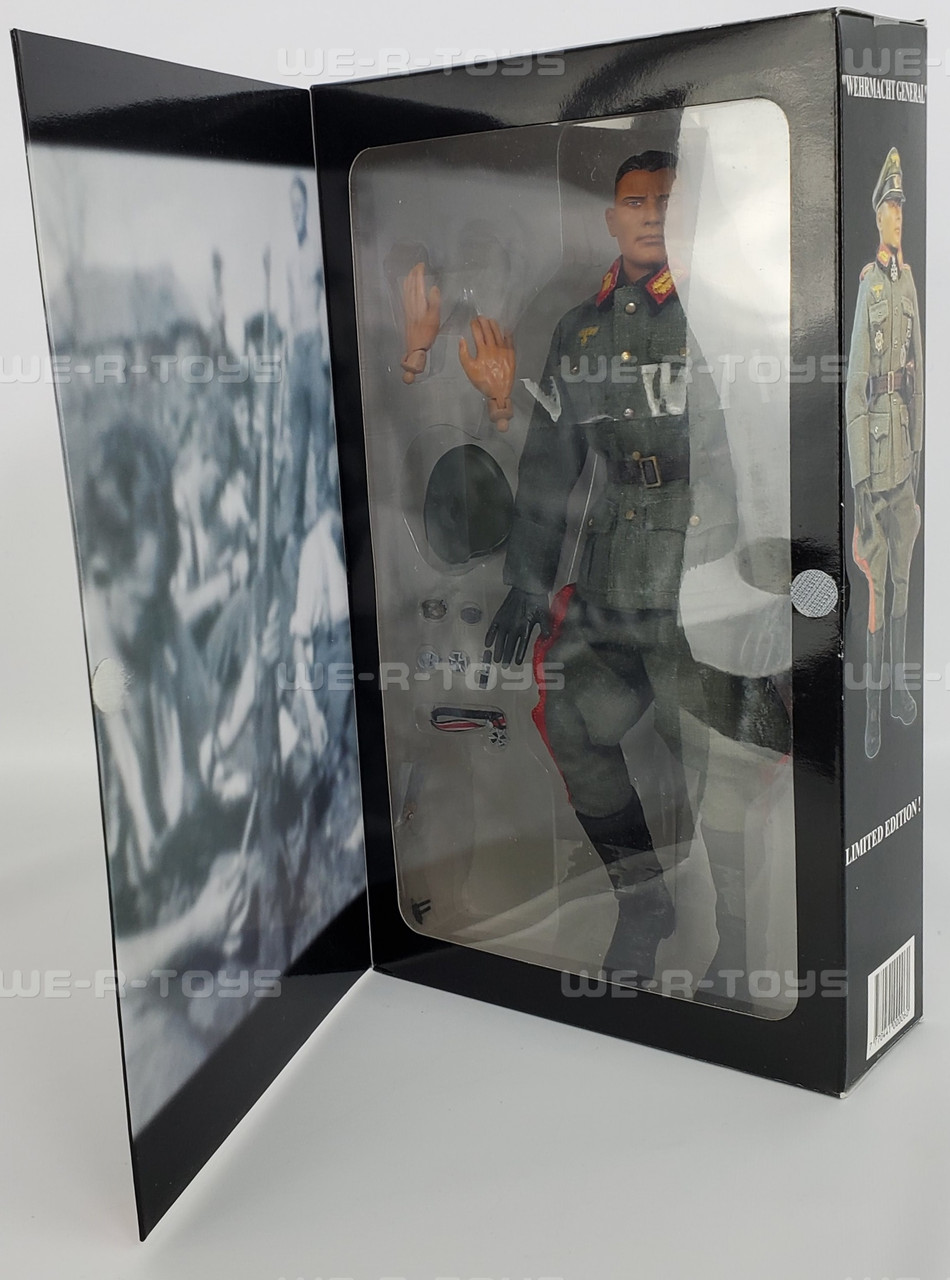 Wehrmacht General Convention Exclusive A of 0 Weekend Heroes LE