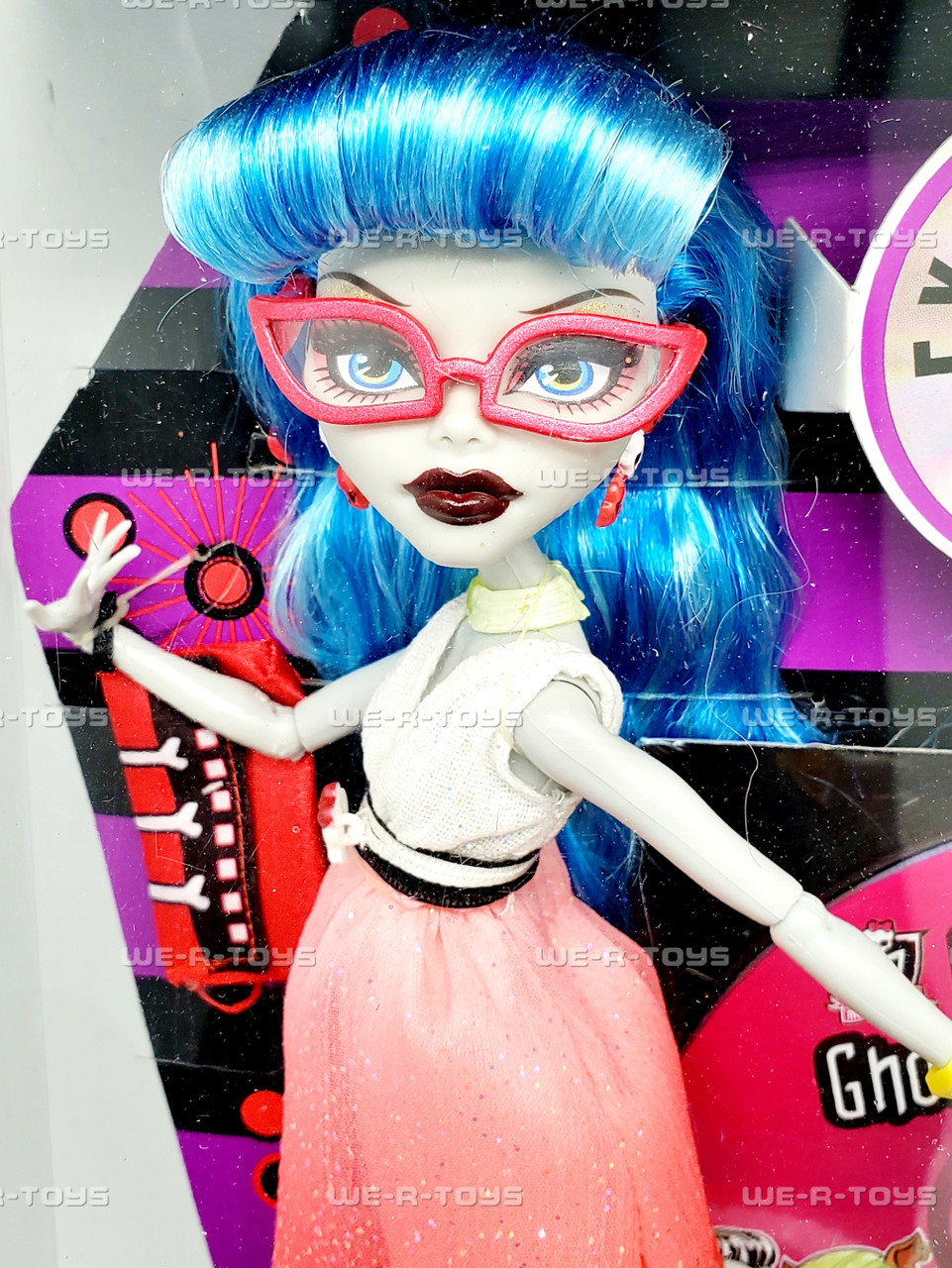 Monster High Dawn Of The Dance Ghoulia Yelps Doll 2011