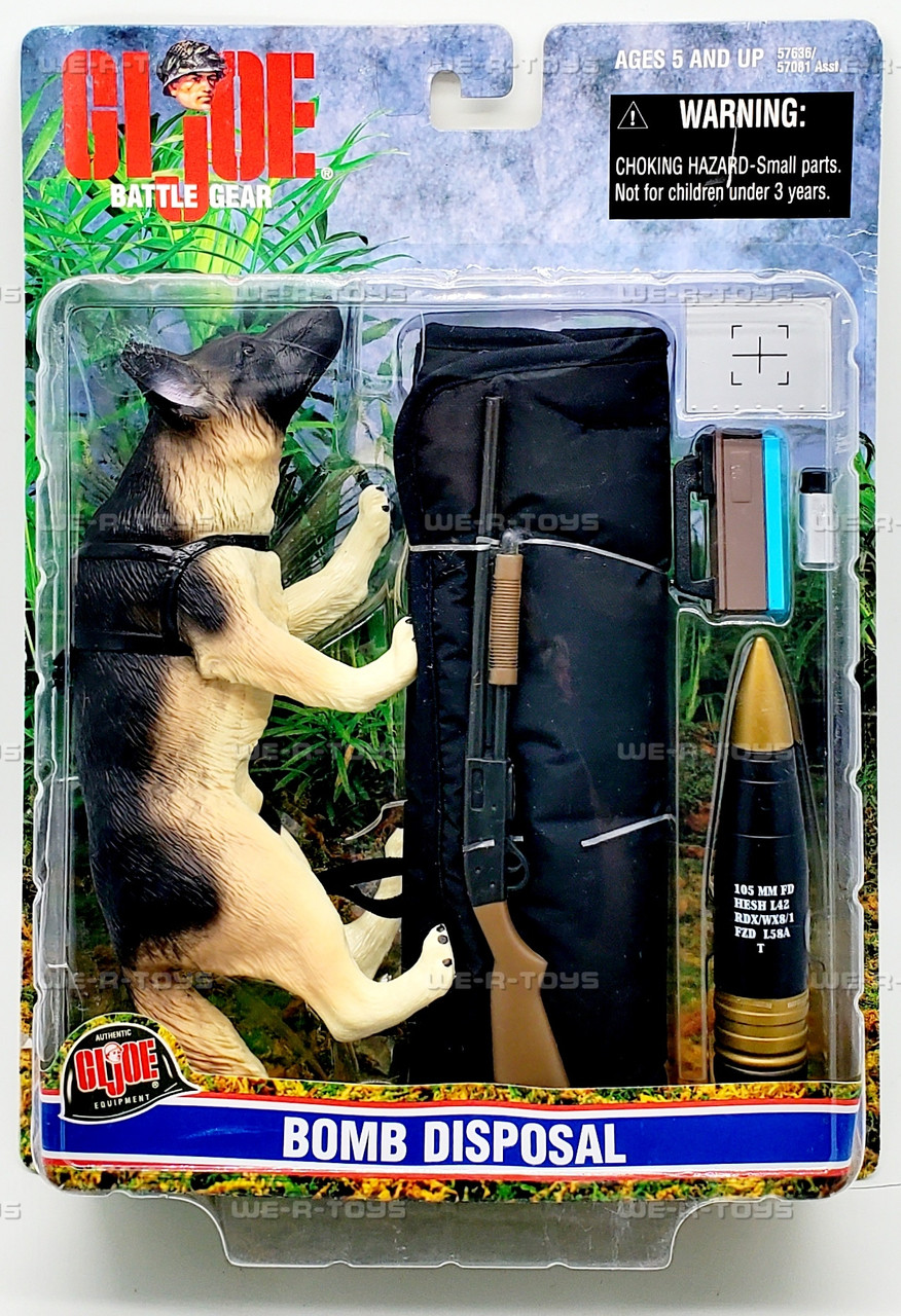 G.I. Joe Bomb Disposal Dog Battle Dog Set 2000 Mattel 57636 - We-R