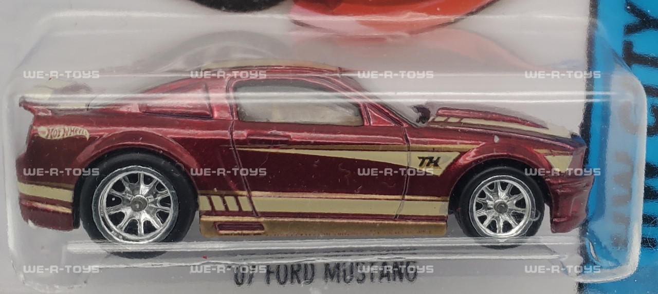 Hot Wheels Super Treasure Hunt '07 Ford Mustang HW City 95