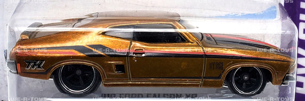 Hot Wheels Showroom Super Treasure Hunt '73 Ford Falcon XB 198/250