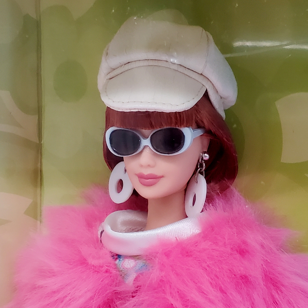 Barbie Groovy Sixties Doll Great Fashion of the 20th Century 2000