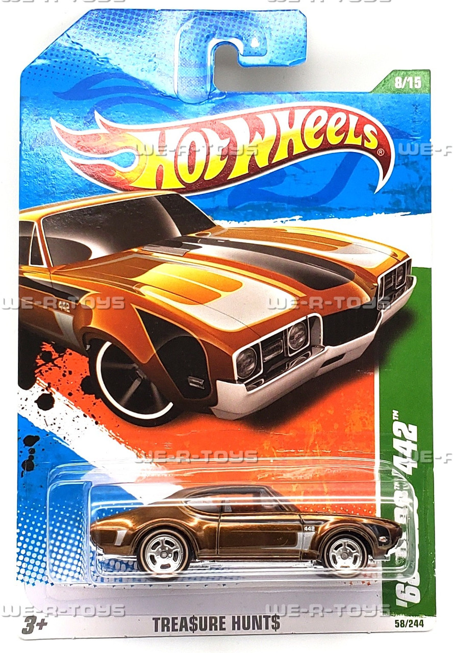 Hot Wheels Lot of 2 '68 Olds 442 Vehicle 8/15 Treasure Hunts 2010