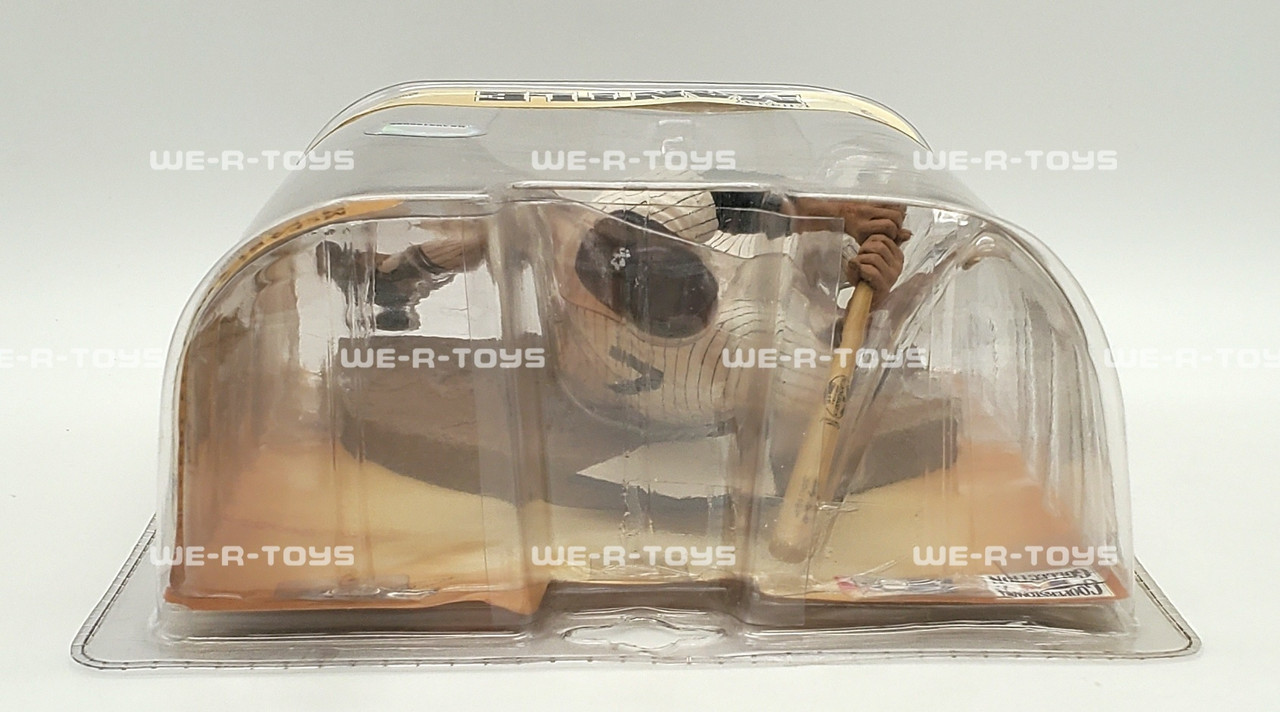 MLB Cooperstown Collection Series 5 Mickey Mantle Figure 2008