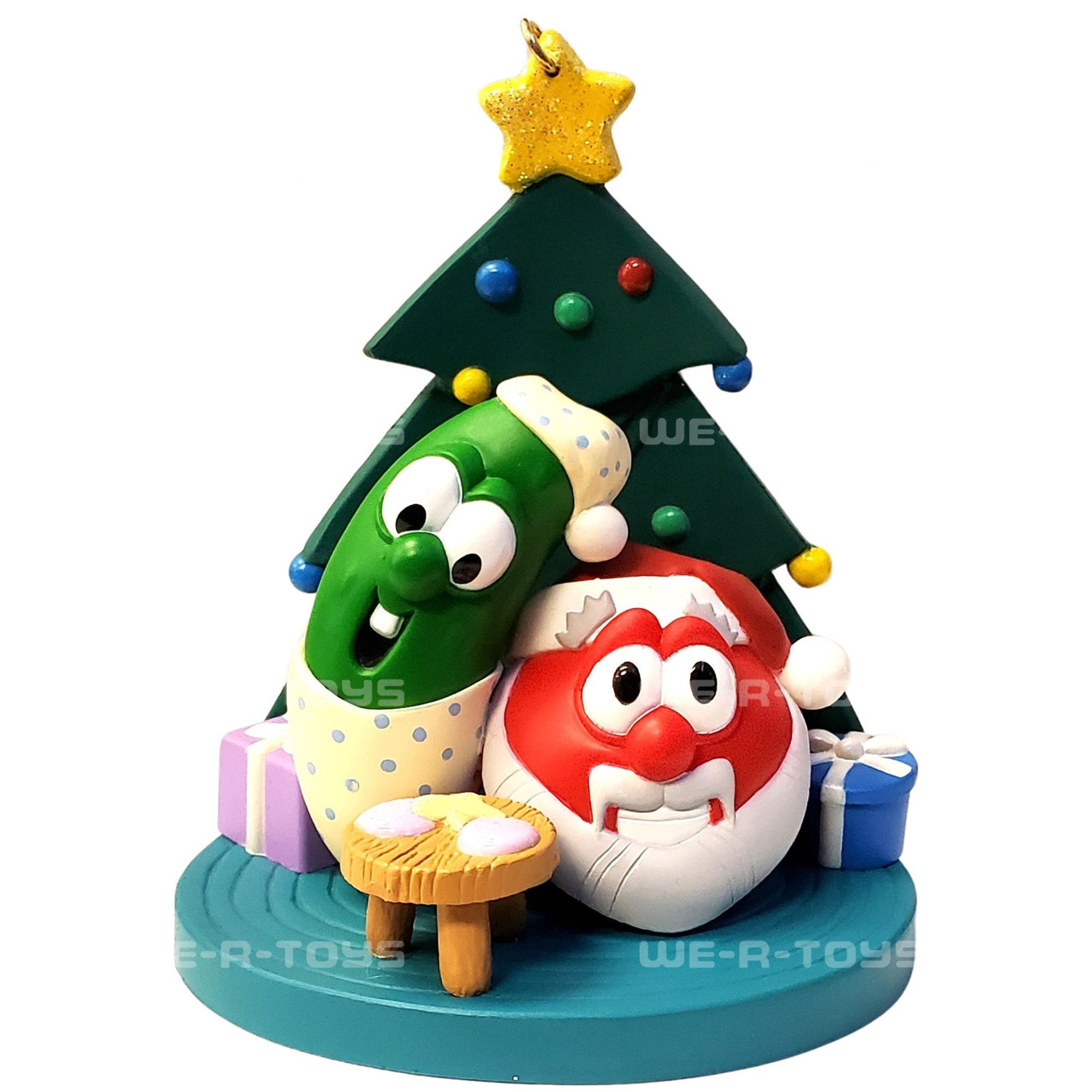 Waiting for Santa Larry the Cucumber and Bob the Tomato