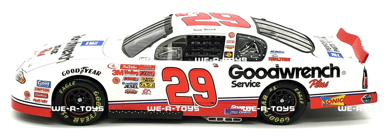 NASCAR Kevin Harvick #29 2001 Monte Carlo Vehicle 2001 Action