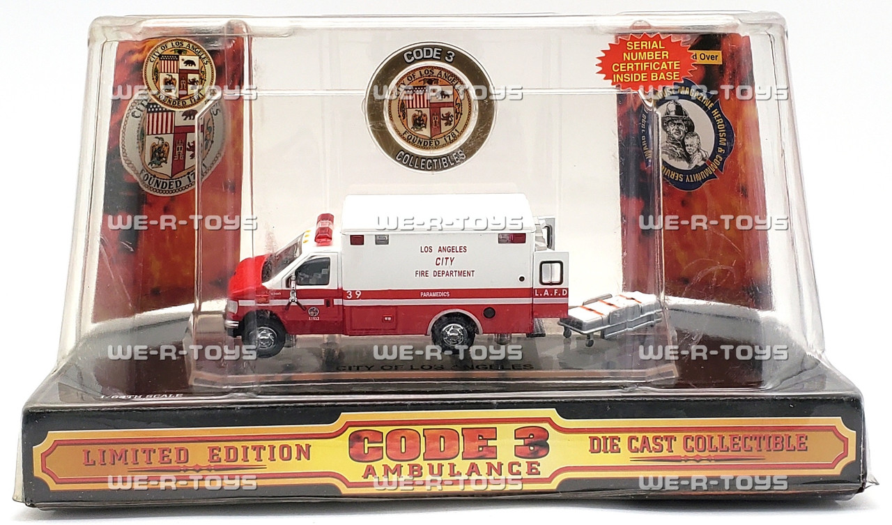 未使用 CODE3 AMBULANCE DIE CAST ミニカー Code 3 Chicago Fire Department EMS 3 Ambulance Die Cast