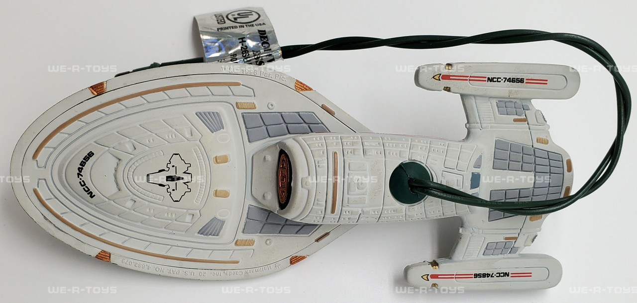 Hallmark スタートレックUSS ボイジャー　オーナメント　1996年版 Hallmark Keepsake Star Trek U.S.S. Voyager Magic Ornament 1996