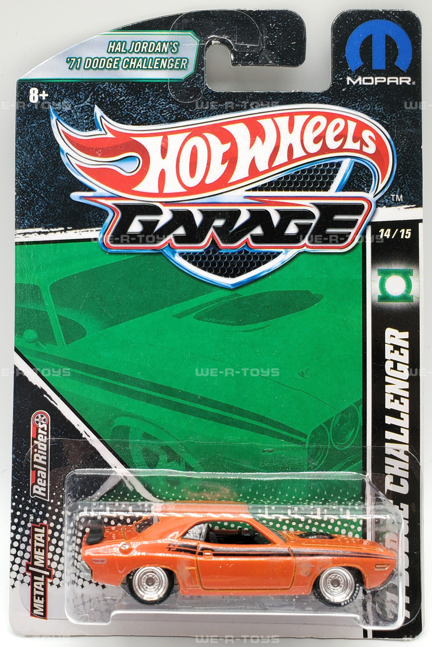 Hot Wheels Garage Mopar Hal Jordan's '71 Dodge Challenger Vehicle