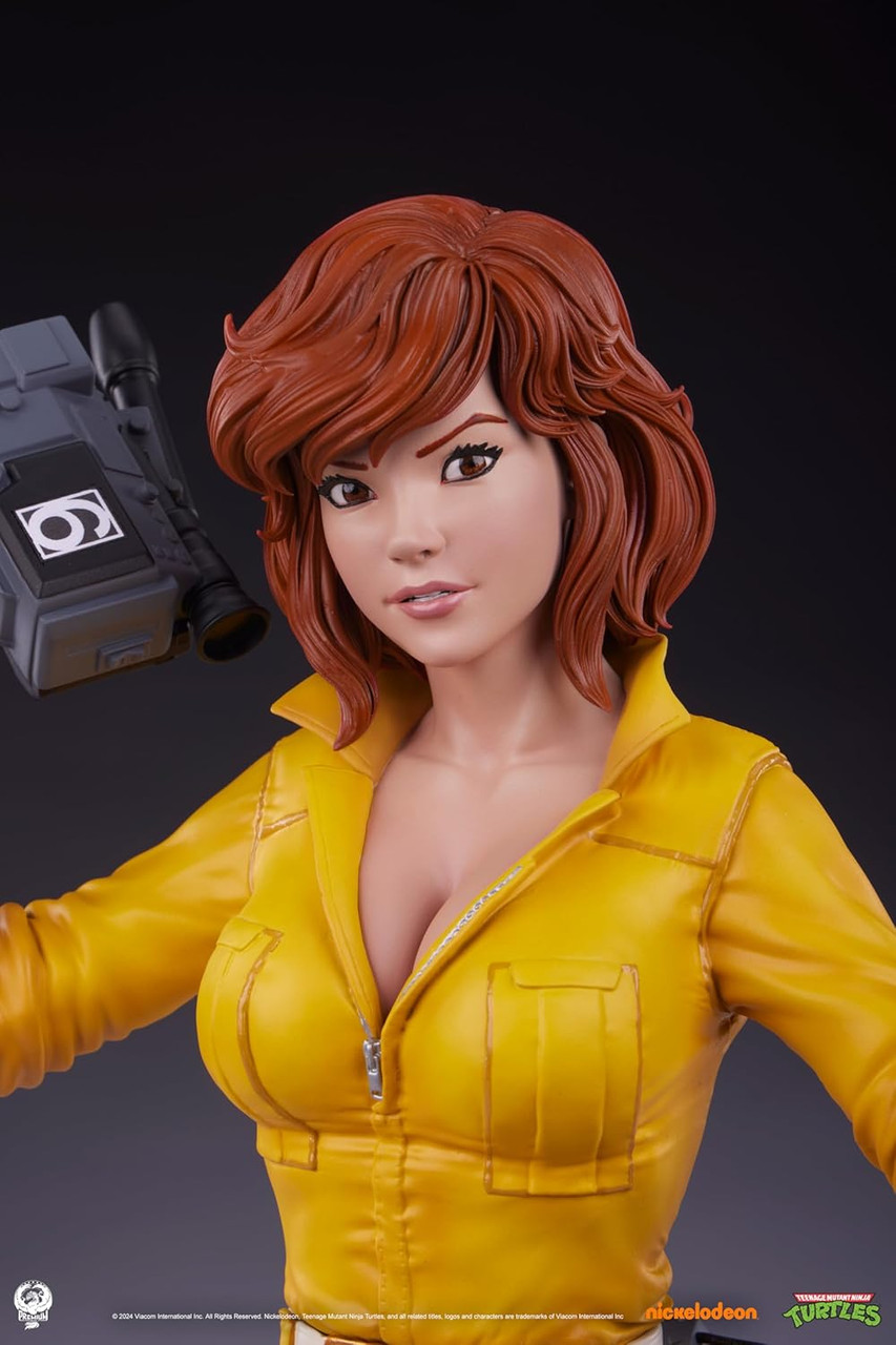 Teenage Mutant Ninja Turtles TMNT April O'Neil 1:4 Scale