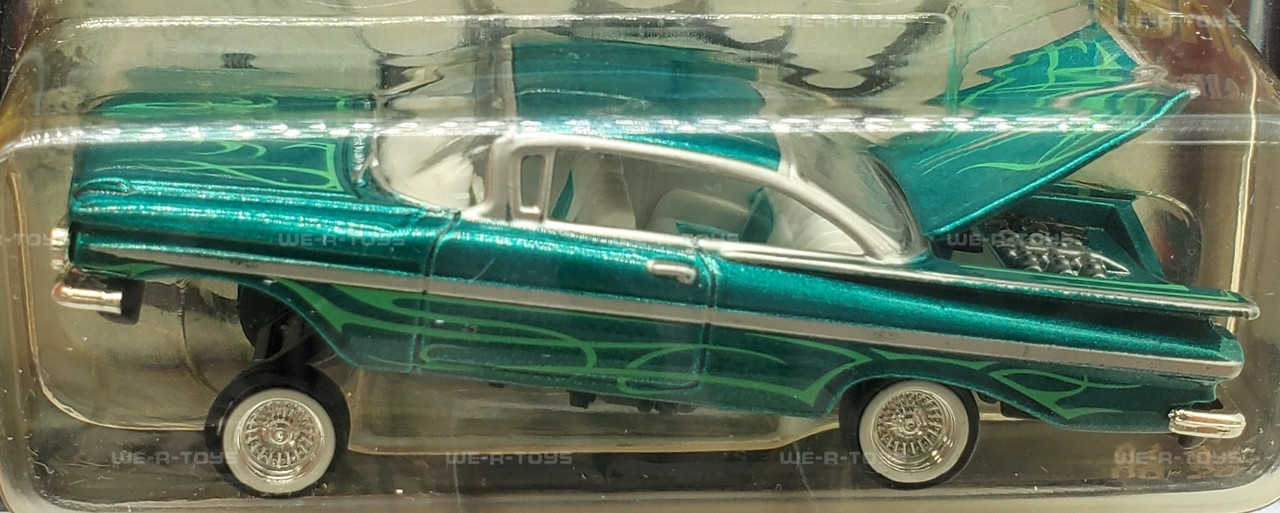 Revell Lowriders Issue 16 Tribal Aguave '59 Chevy Impala Die-Cast